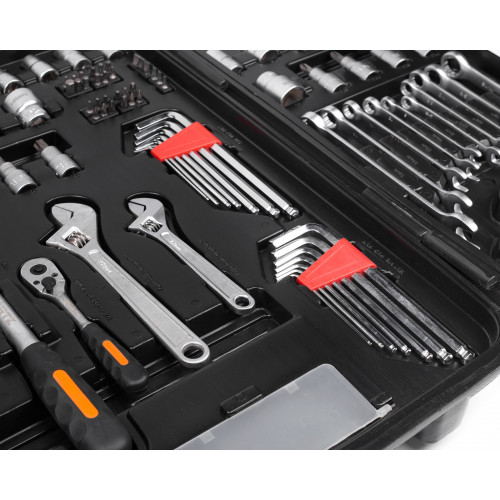 Набор автомеханика универсальный №2 (136 пр.) HOR