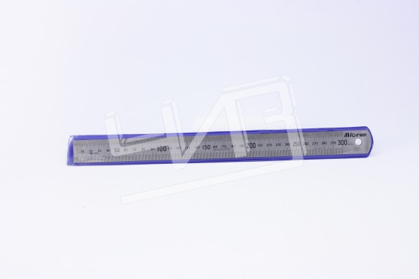 Линейка измерительная  300х25.4мм металлическая МИК