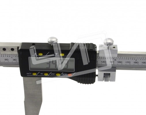 Штангенциркуль ШЦЦ-3- 400 0,01 электронный губки 200мм ЧИЗ***