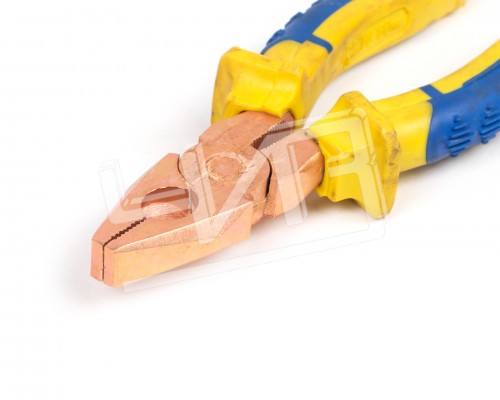 Плоскогубцы комб. 160 омедненный