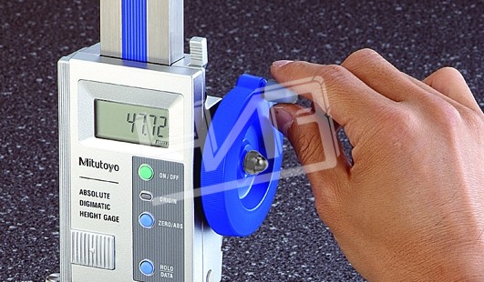 Штангенрейсмас ШРЦ- 300/12" 0,01/0,0005" электронный с маховиком 570-312 Mitutoyo